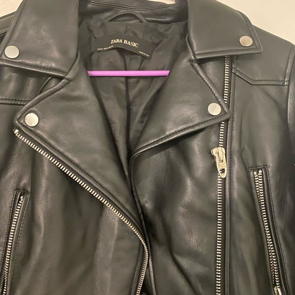 Vegan leather Zara motorcycle jacket - Picture 3 of 3